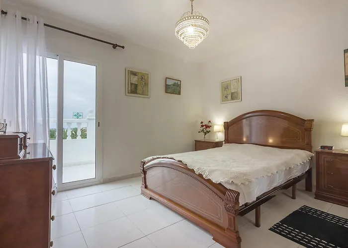 Deluxe Villa